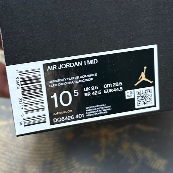 Nike Air Jordan 1 Mid University Blue Black DQ8426-401 10.5 Carolina Tarheels - Picture 9 of 11